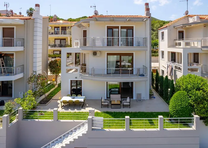 Alkis Luxury Villa Iraklitsa