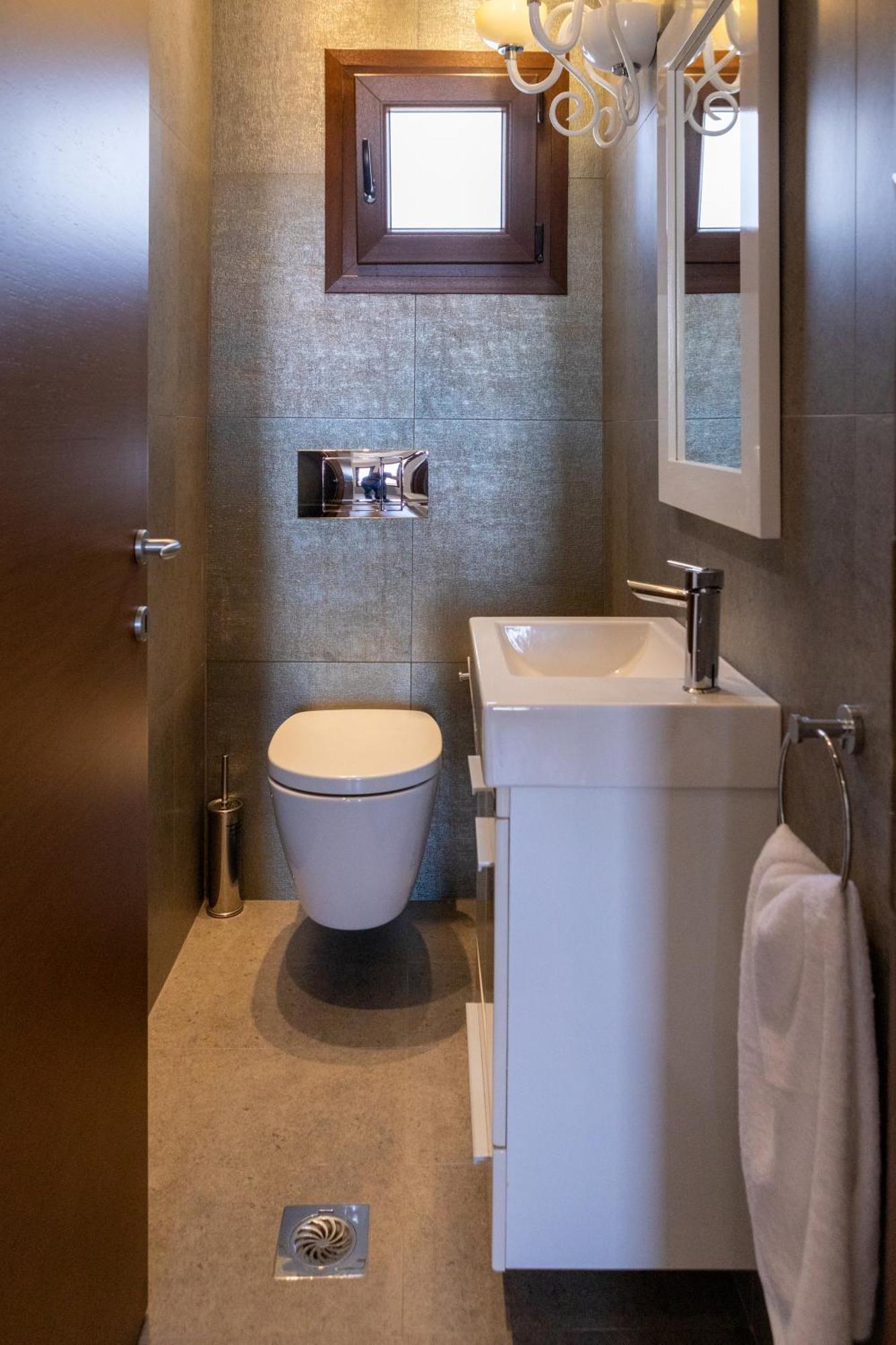 Alkis Luxury Iraklitsa *